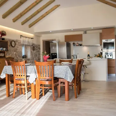 My Dalmatia - Authentic Zvonko With Private Swimming Pool * Podlug