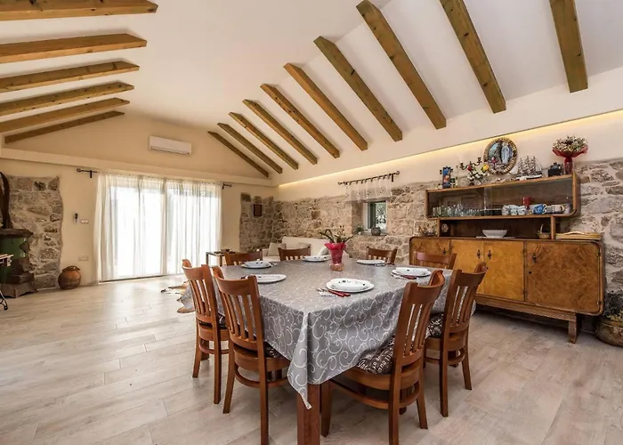 My Dalmatia - Authentic Zvonko With Private Swimming Pool Σπίτι διακοπών Podlug