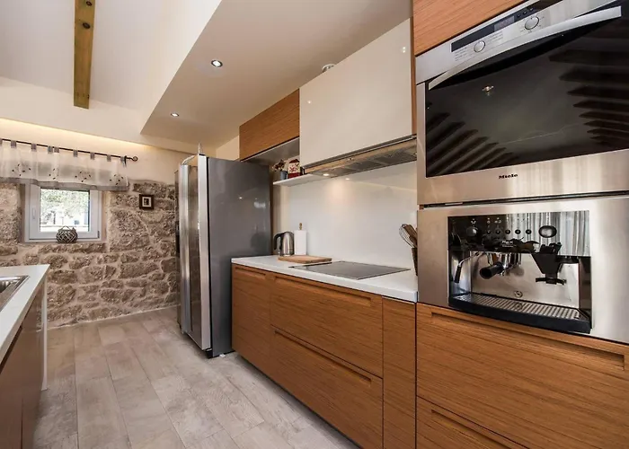 My Dalmatia - Authentic Zvonko With Private Swimming Pool Prázdninový dům *