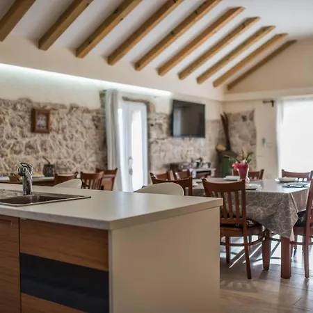 My Dalmatia - Authentic Zvonko With Private Swimming Pool *