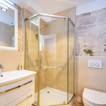Dom wakacyjny My Dalmatia - Authentic Zvonko With Private Swimming Pool *