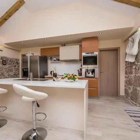 My Dalmatia - Authentic Zvonko With Private Swimming Pool *