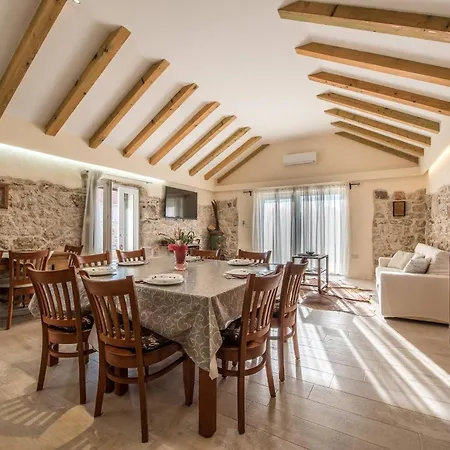 My Dalmatia - Authentic Zvonko With Private Swimming Pool Villa *