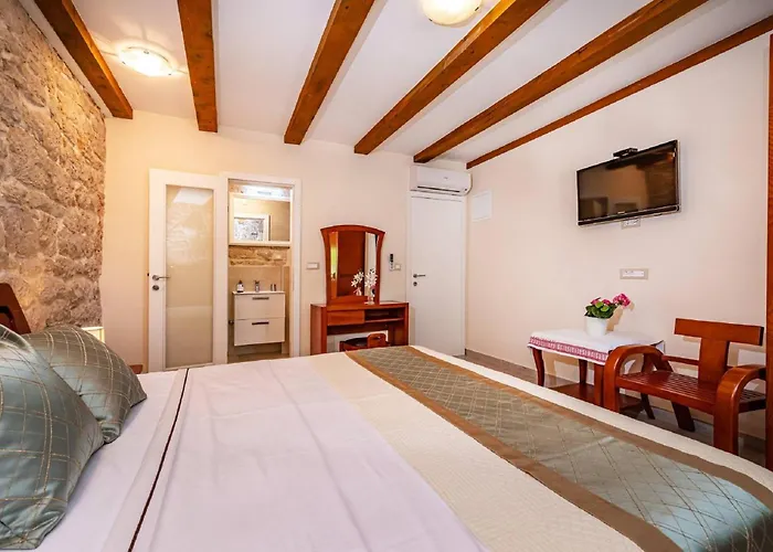 My Dalmatia - Authentic Zvonko With Private Swimming Pool *
