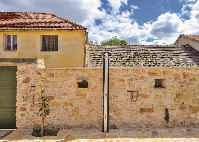 My Dalmatia - Authentic Zvonko With Private Swimming Pool * Podlug