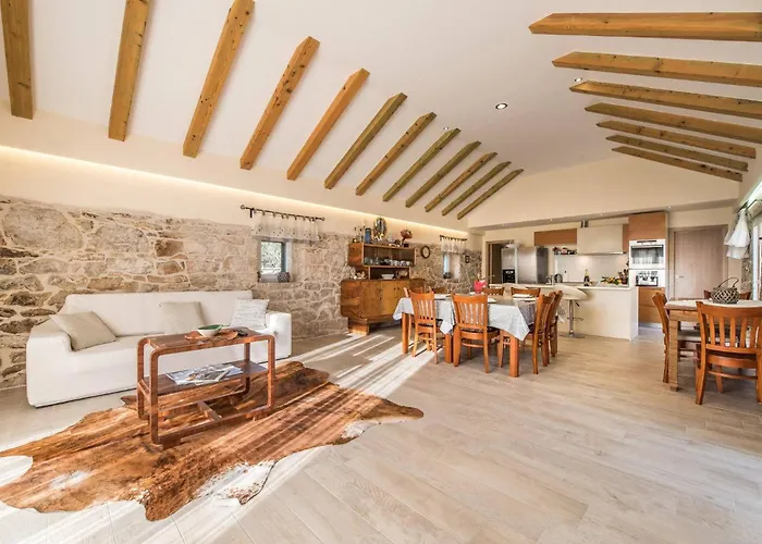 Casa de Férias My Dalmatia - Authentic Zvonko With Private Swimming Pool *